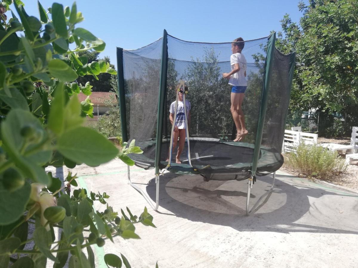 Apartments And Rooms With Parking Space Zavala, Hvar - 128 Jelsa  Bagian luar foto